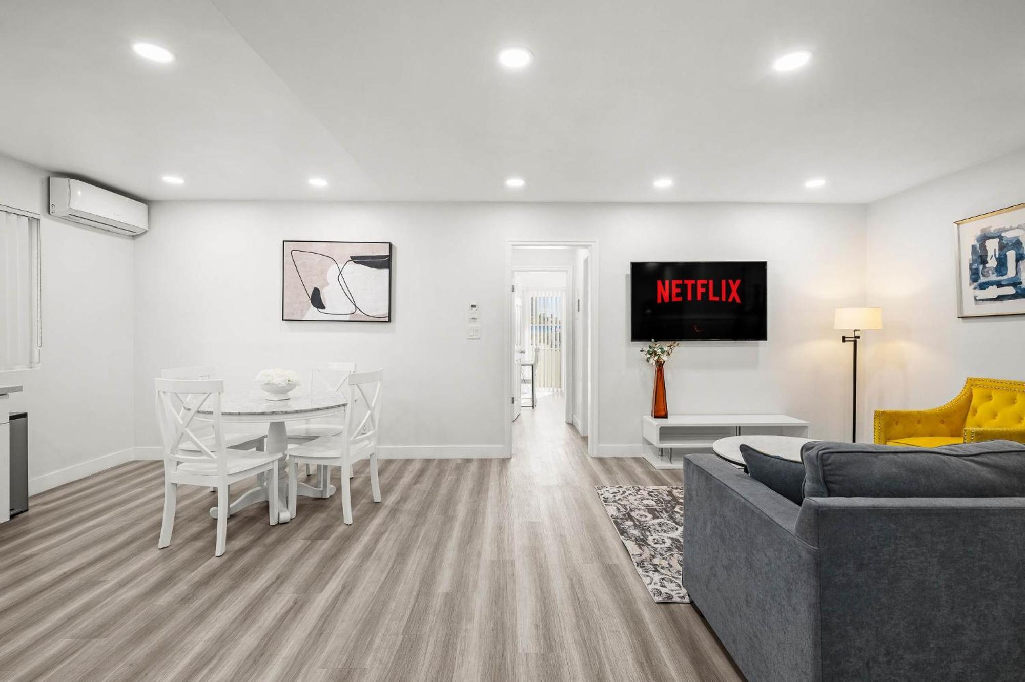 New Renovated 2B2B Apt Self Checkin Free Parking 1 Pasadena Kültér fotó
